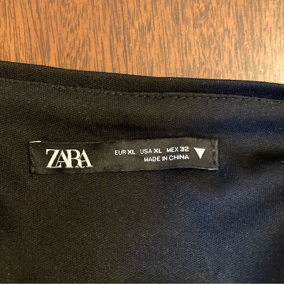 ZARA Black Silvery White Sequin Houndstooth Long Sleeve Crop Top - Picture 11 of 16